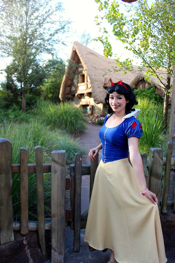 Snow White display picture 2