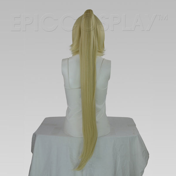Leto - Natural Blonde Wig