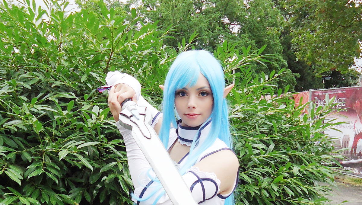 Show Us Your Moves: Sayunie Cosplays Asuna from Sword Art Online!