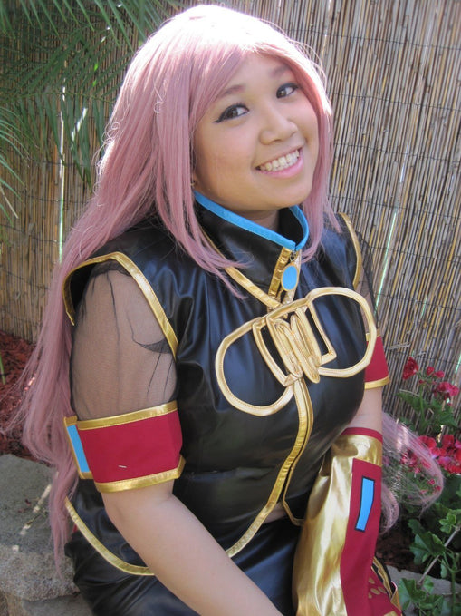 Show Us Your Moves Submission: Isavelle R. as Luka Megurine