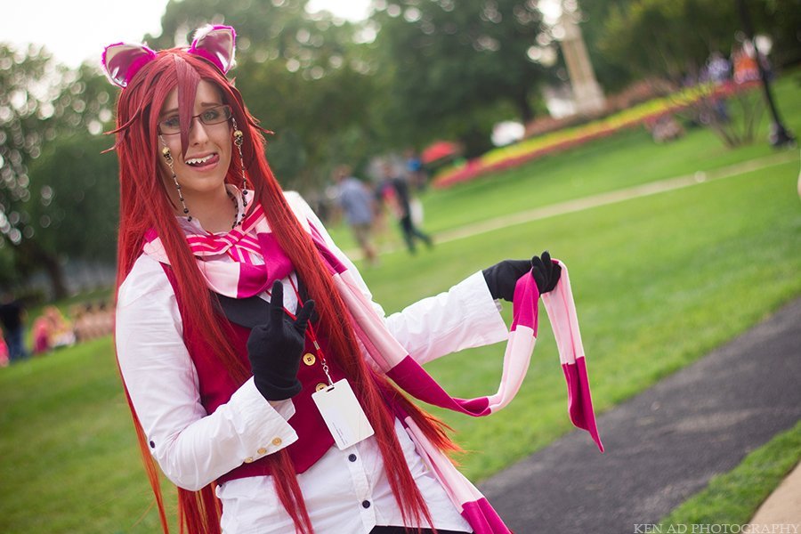 Show Us Your Moves: Emma Cosplays Cheshire Grell from Black Butler!